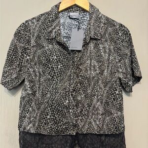 VERO MODA NWT Animal Print & Lace Hem Blouse